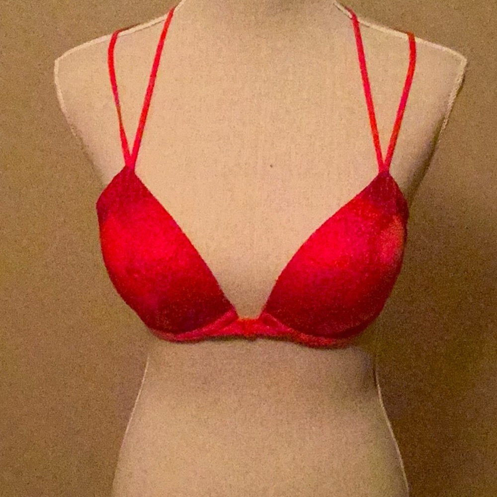 Victoria’s Secret Very sexy push-up bra
